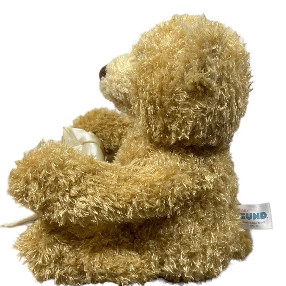 BABY GUND Peek-a-boo Plush Bear (Does not come with batteries)